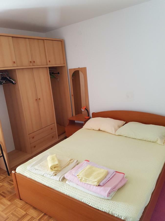 Apartmani Rosanda Petrčane Kültér fotó